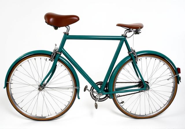 Bicicletta vintage perfettamente restaurata splendente